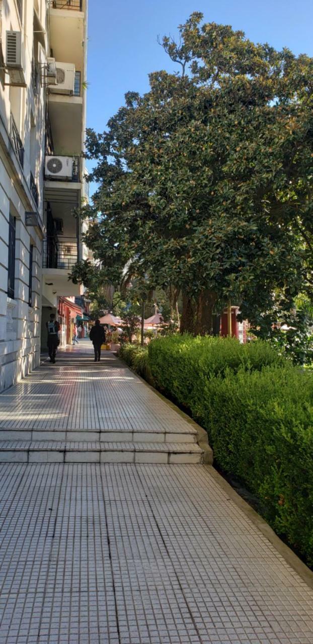 Confortable 2 Ambientes En Recoleta Excelente Ubicacion บัวโนสไอเรส ภายนอก รูปภาพ